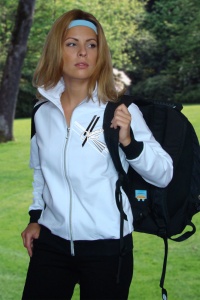 cпортивный костюм